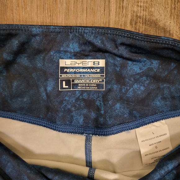 Layer 8 Performance Leggings Crystal Tourquois Size Large - Picture 3 of 7